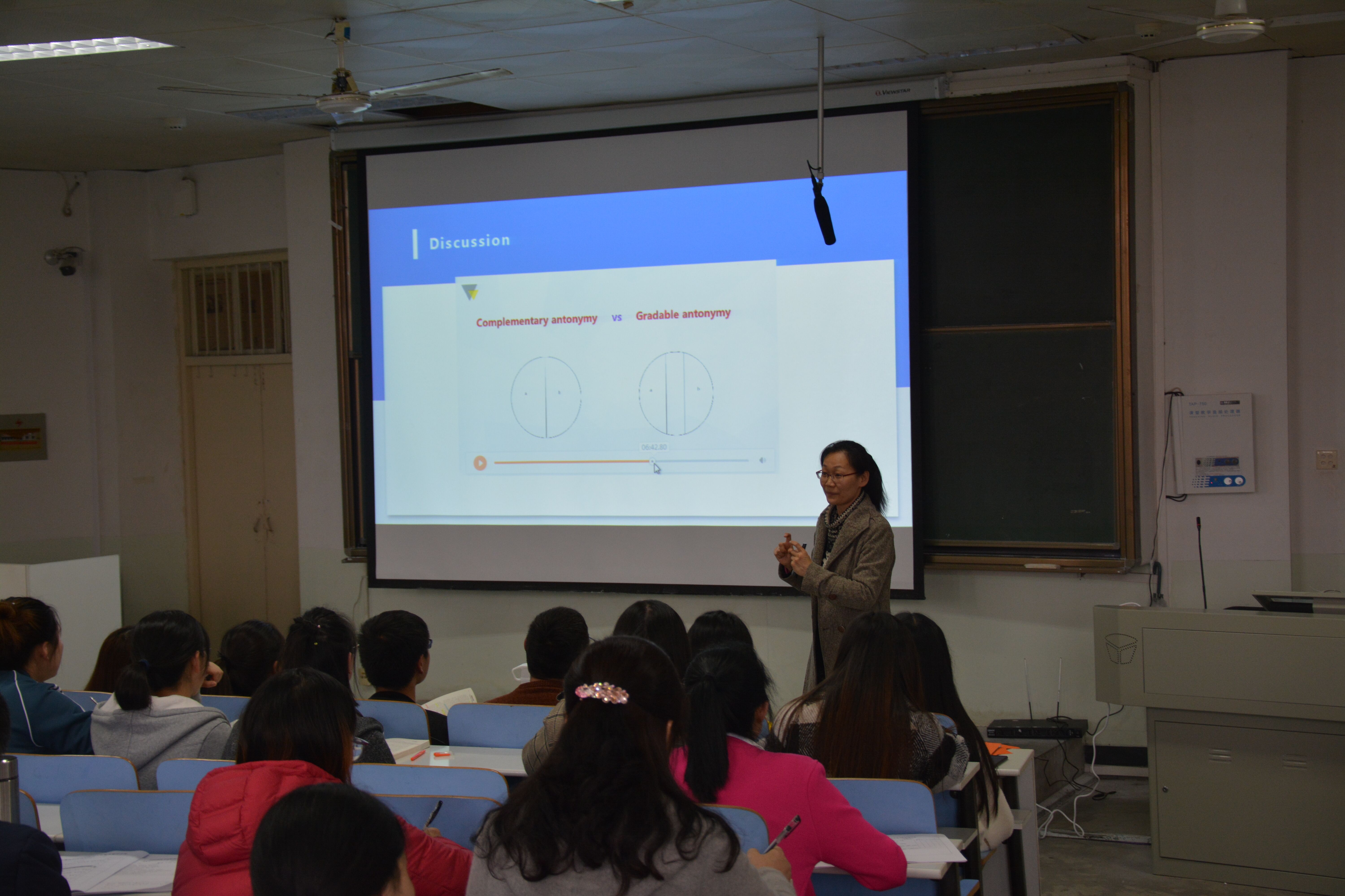 太阳成集团122cc官网入口成功举办2019年教师教学大奖赛决赛